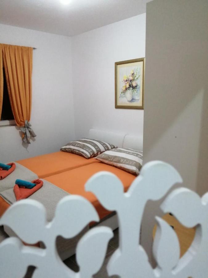 Apartman Radic トロギール エクステリア 写真
