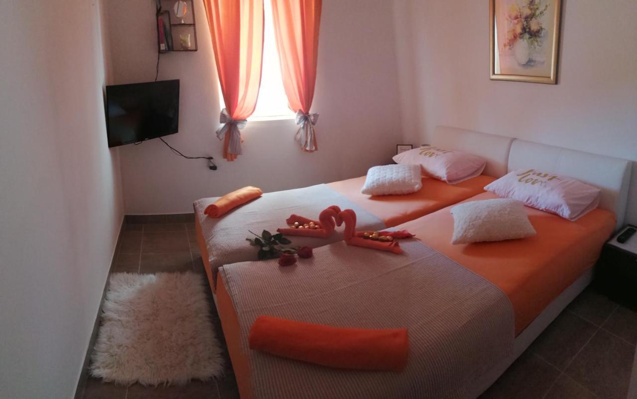 Apartman Radic トロギール エクステリア 写真