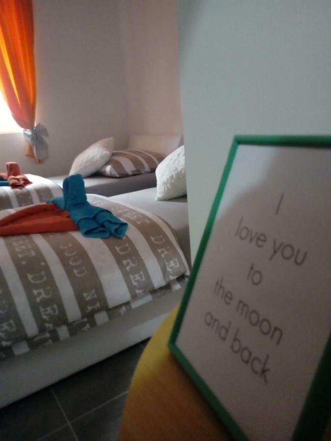 Apartman Radic トロギール エクステリア 写真