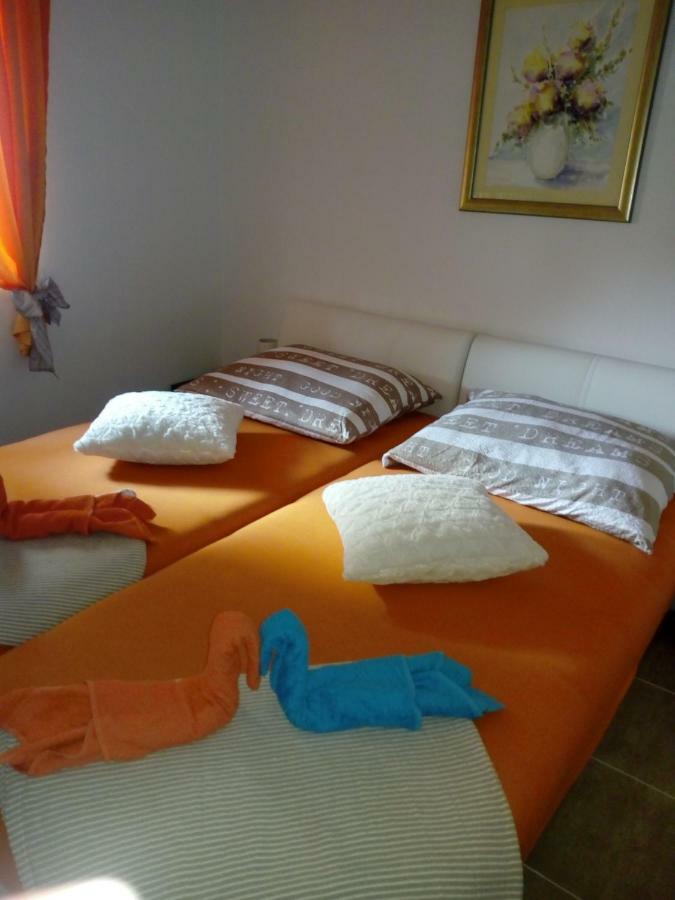 Apartman Radic トロギール エクステリア 写真
